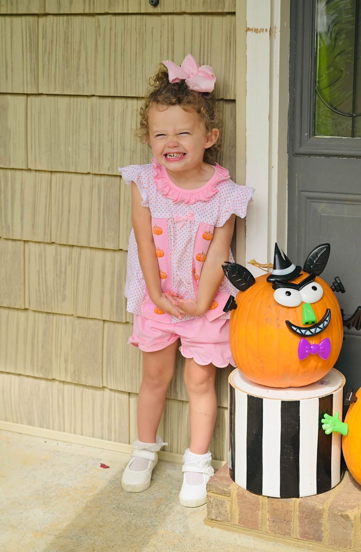 RTS: “CLASSIC PUMPKINS” - GIRLS SHORTS SET