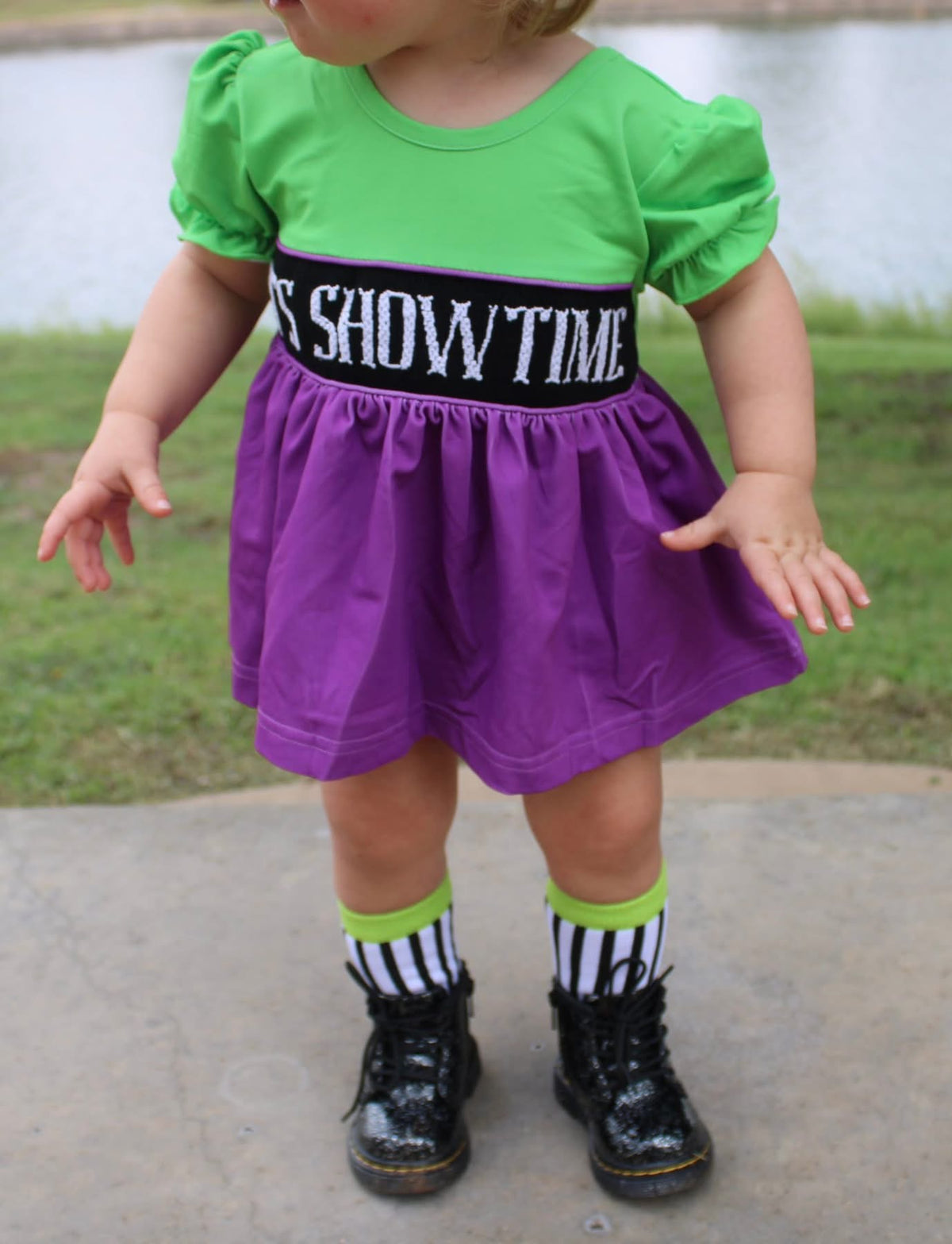 RTS: “IT’S SHOWTIME” - GIRLS DIAPER SET